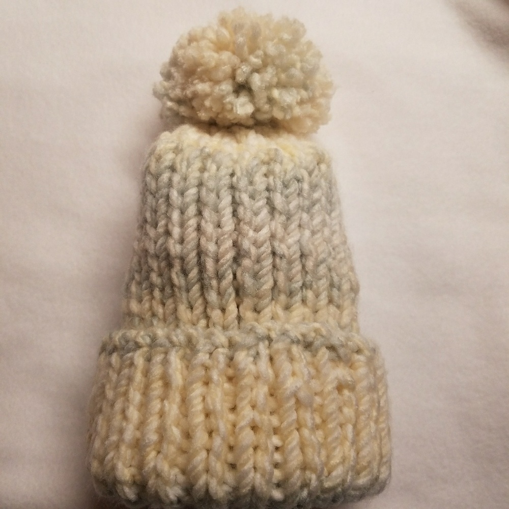 KNIT HAT